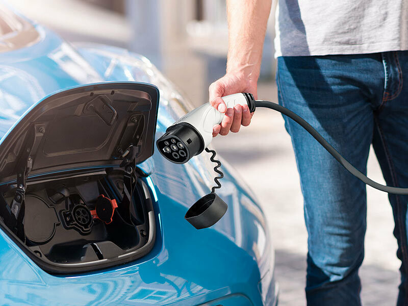 Borne de recharge connectée WB-11 pour voiture électrique type 2/11 kW/triphasé (Reconditionné) – Image 9